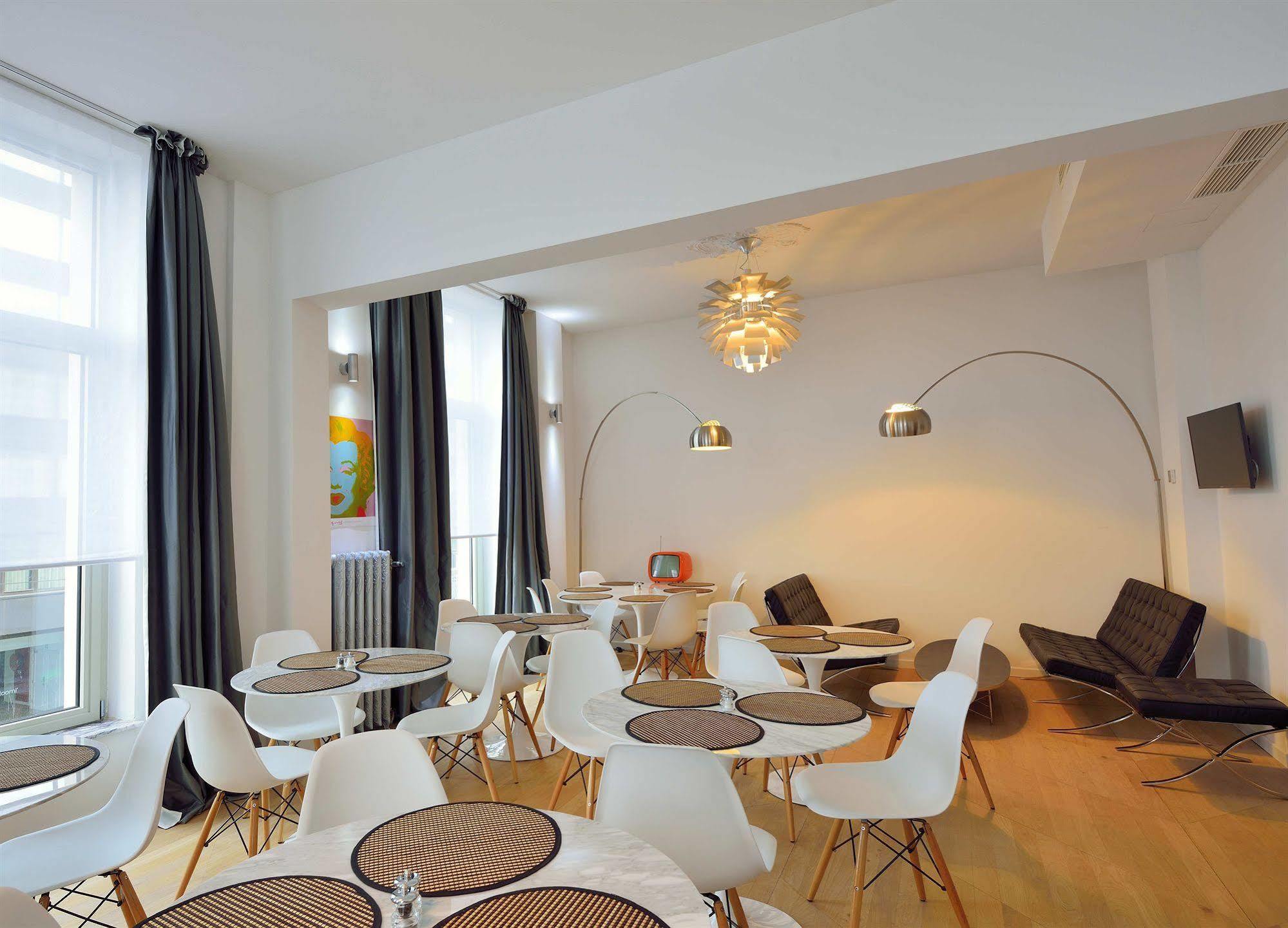 Hotel Retro Saint-Josse-ten-Noode Exterior photo