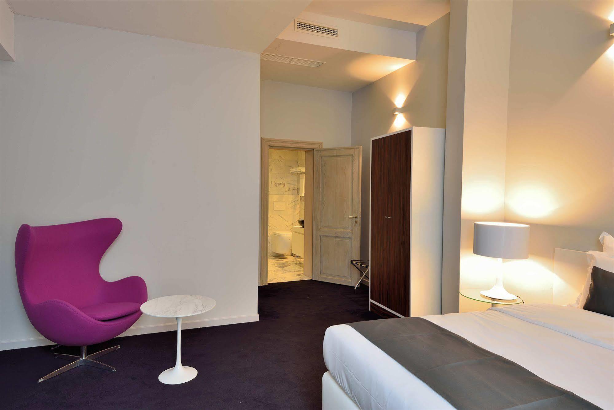 Hotel Retro Saint-Josse-ten-Noode Exterior photo